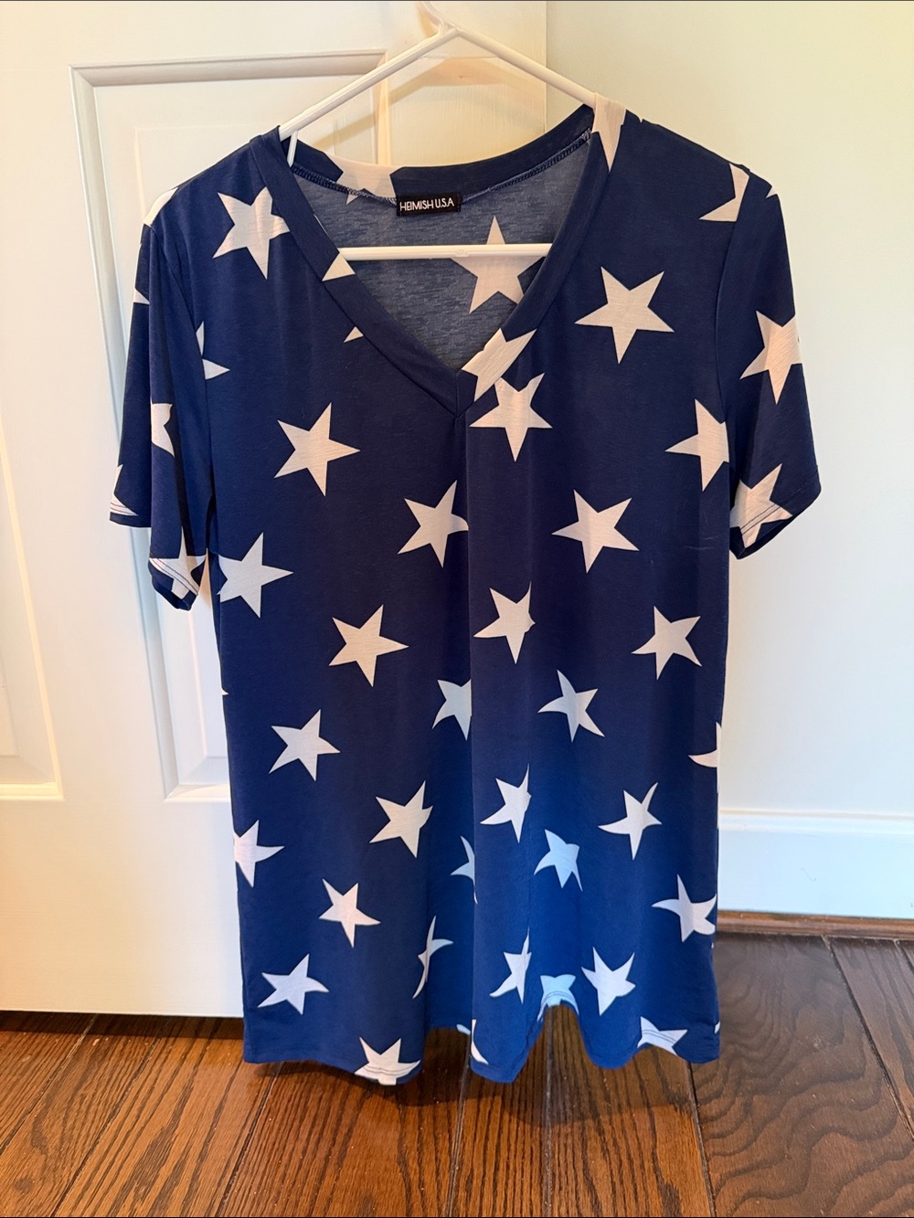 HEIMISH USA Navy Star Short Sleeve V-Neck Tee
